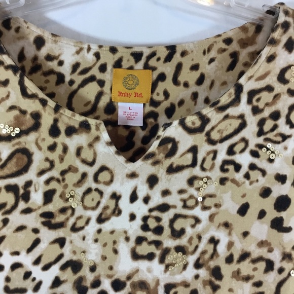 Leopard Top, Large With Sequins, Ruby Rd. - Picture 3 of 5